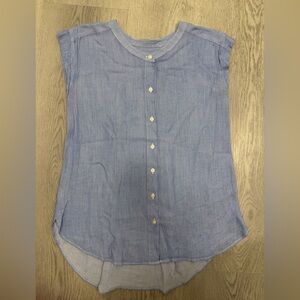 LOFT button down capped sleeve blouse